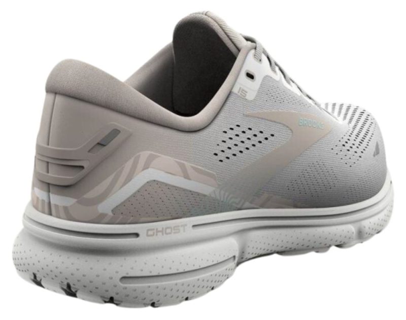 Brook Ghost 15 Womens B Width White Crystal Grey 189 4